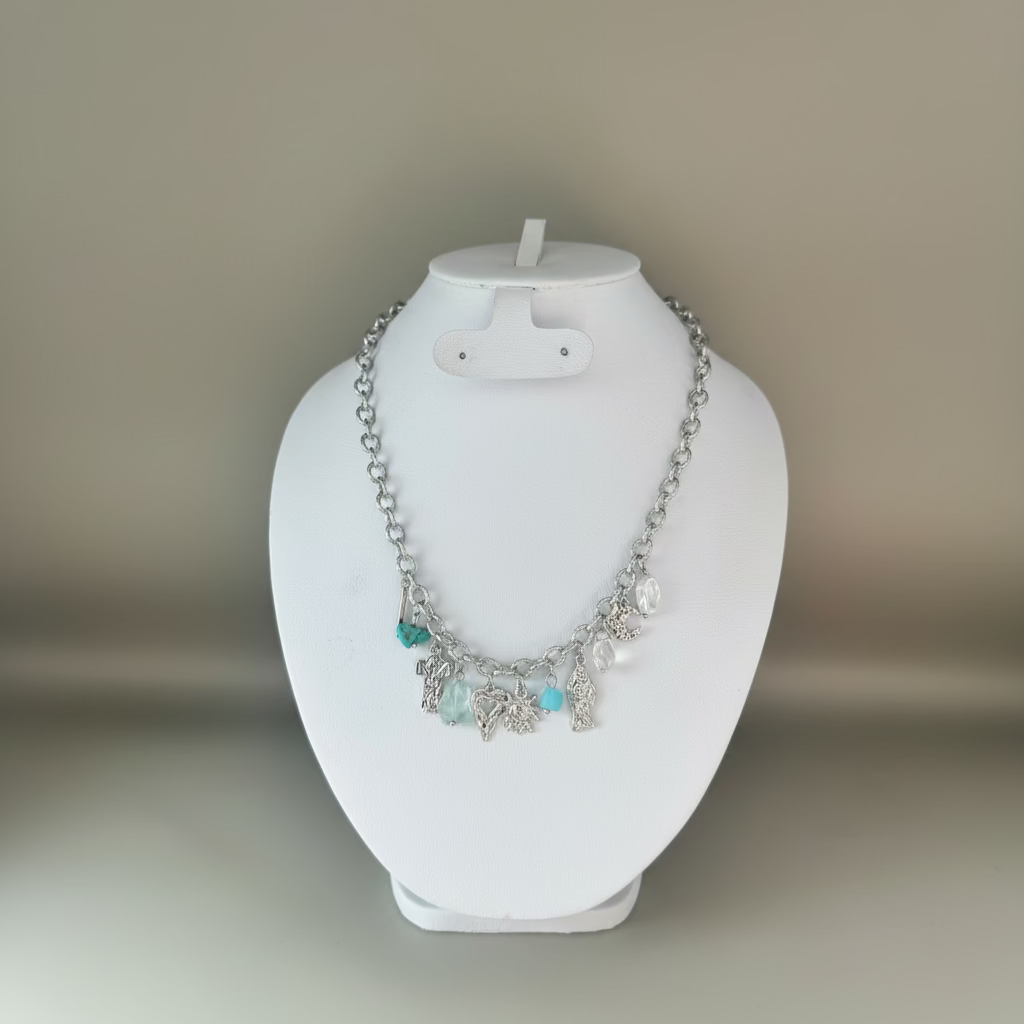 Collar de acero con piedra y circonia