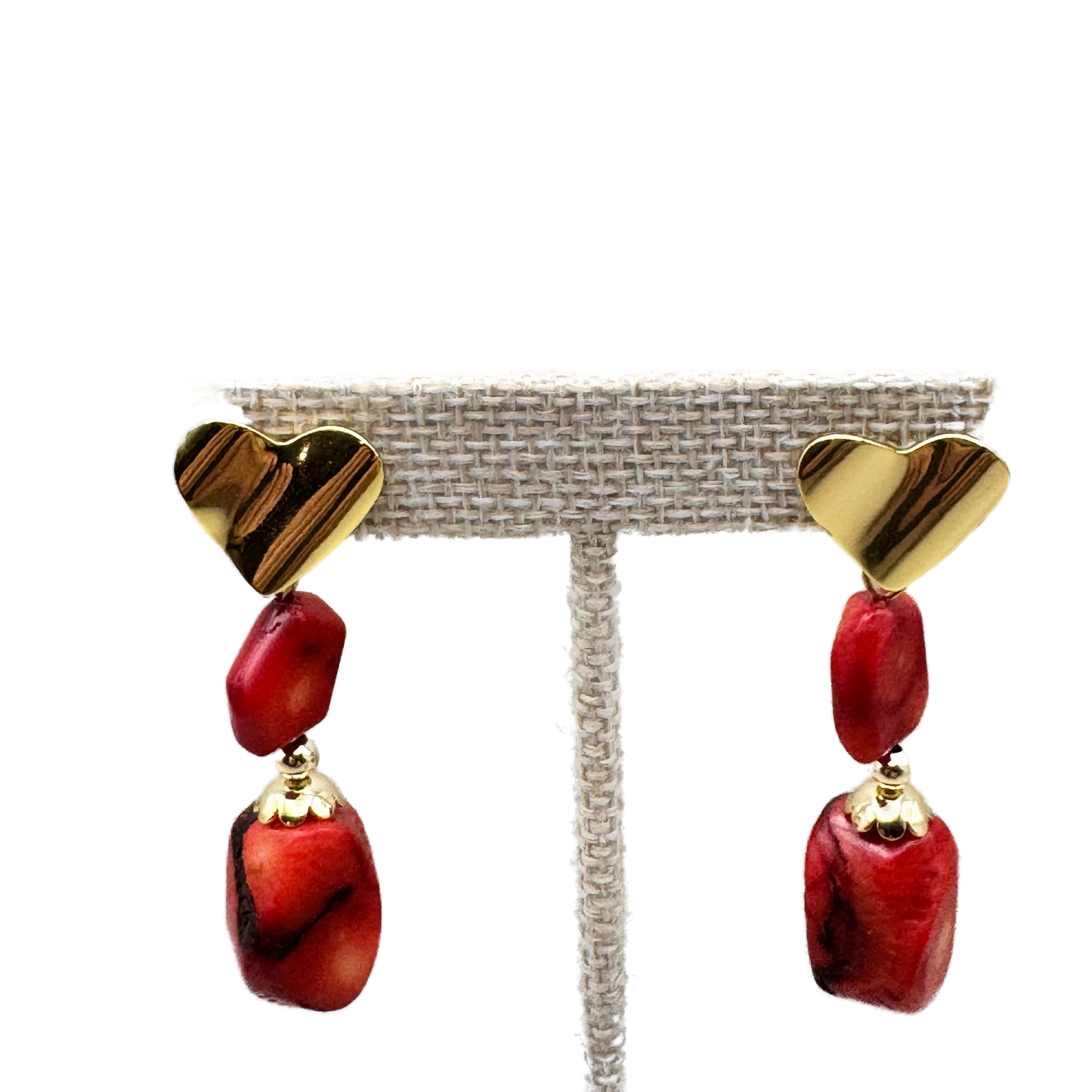 Aretes Corazón Dorado con Piedra Roja