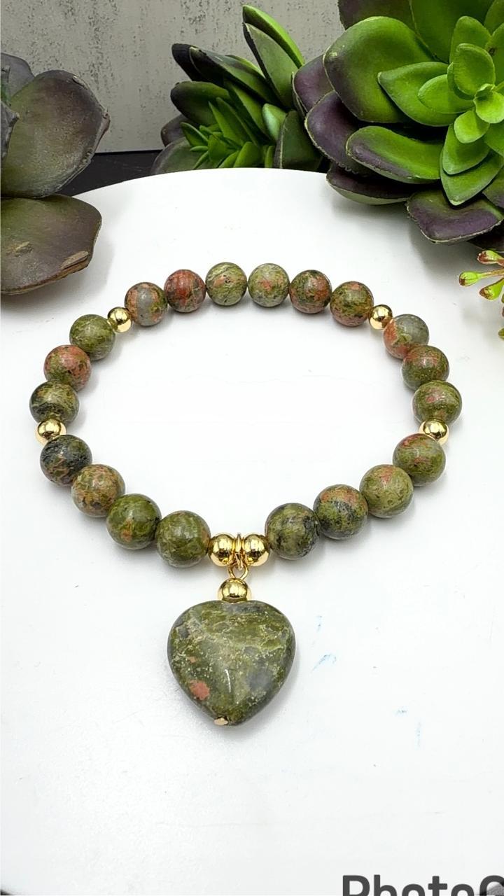 Brazalete y dije de piedra unakita