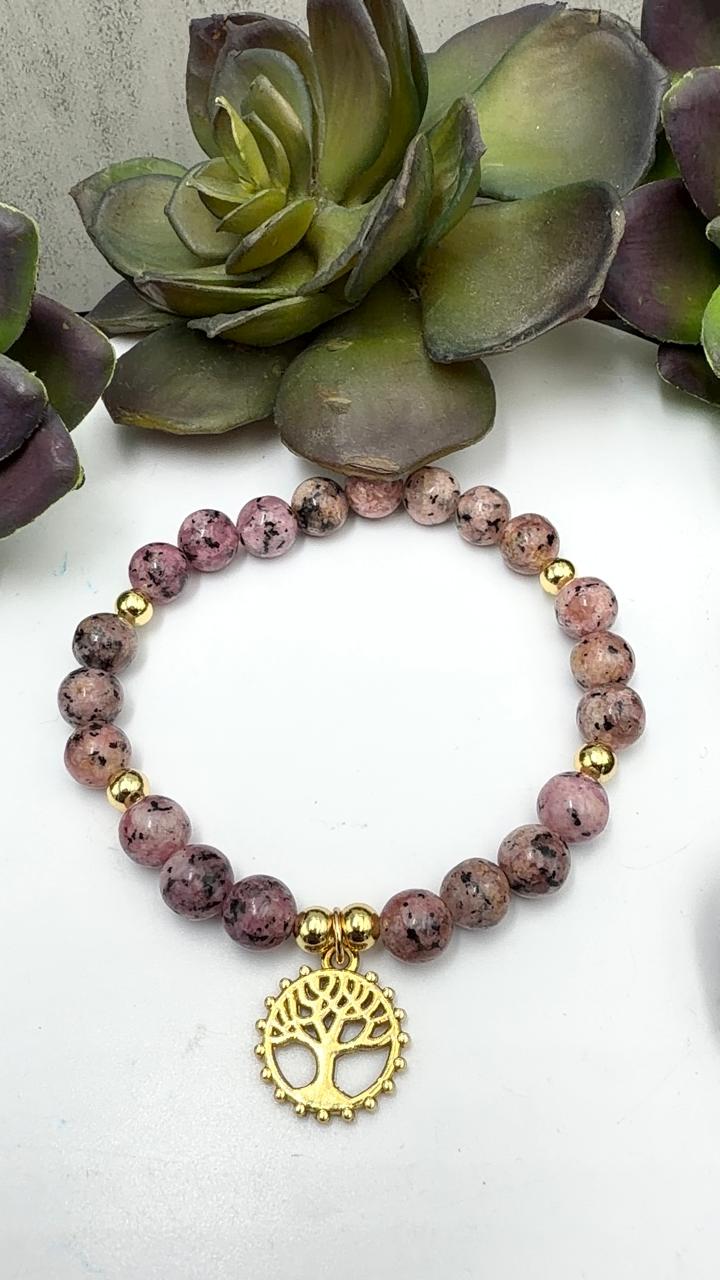 Brazalete del rodonita con dije árbol de La vida en chapa de oro