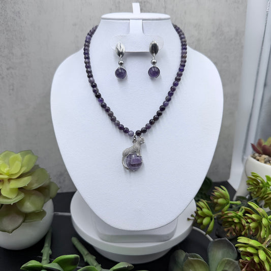 Juego de amatista con dije de puma