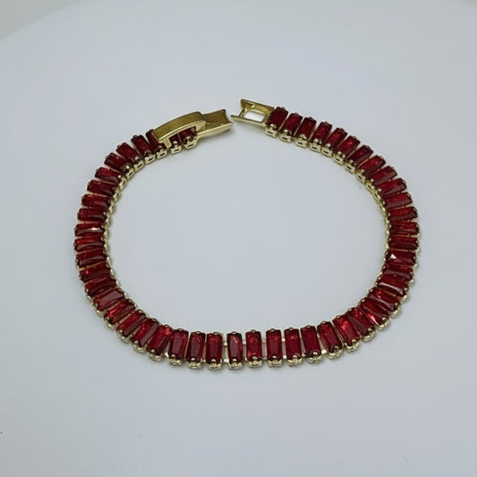 Brazalete de cristal rojo