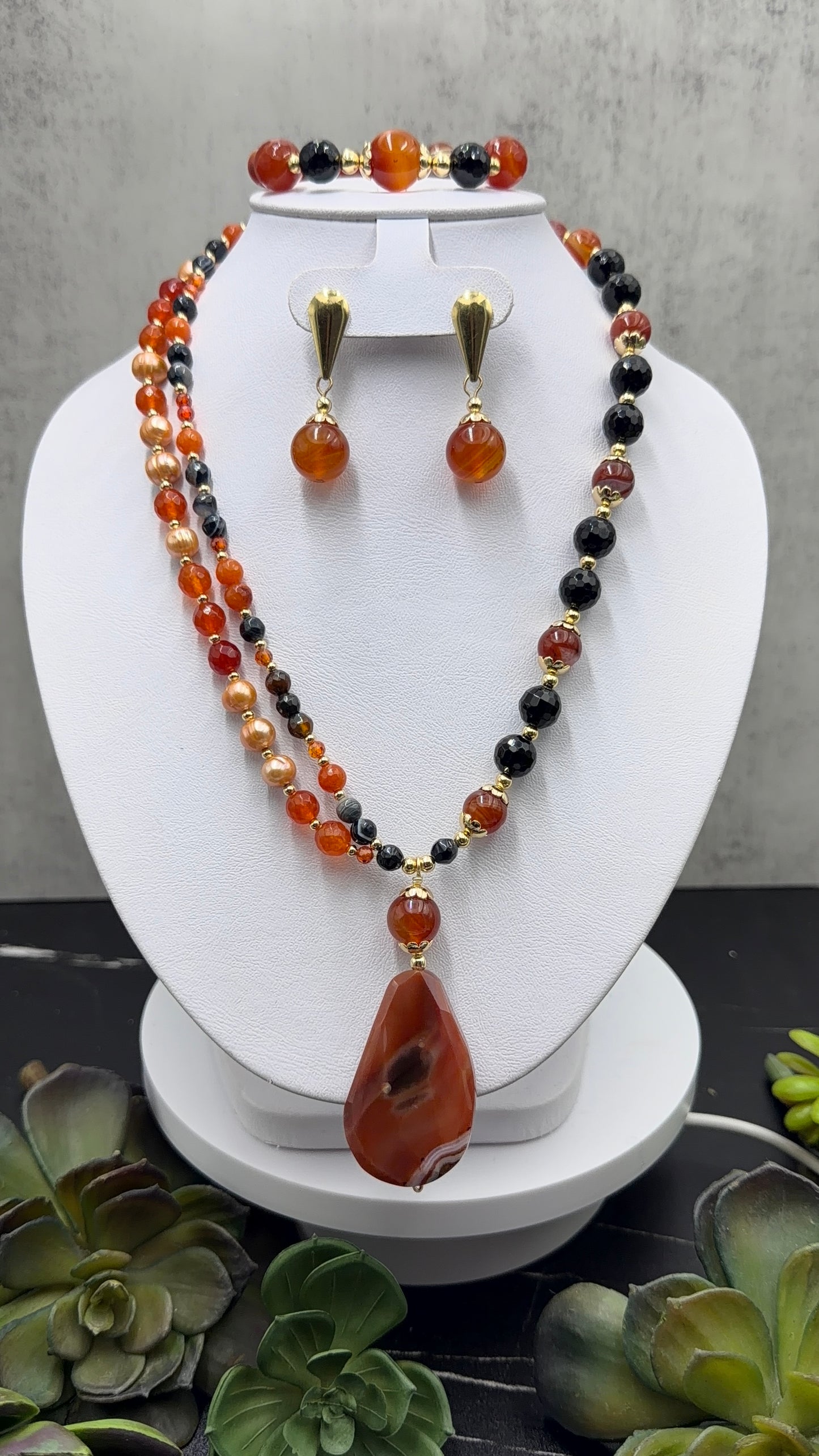 Juego de Cornalina con ónix