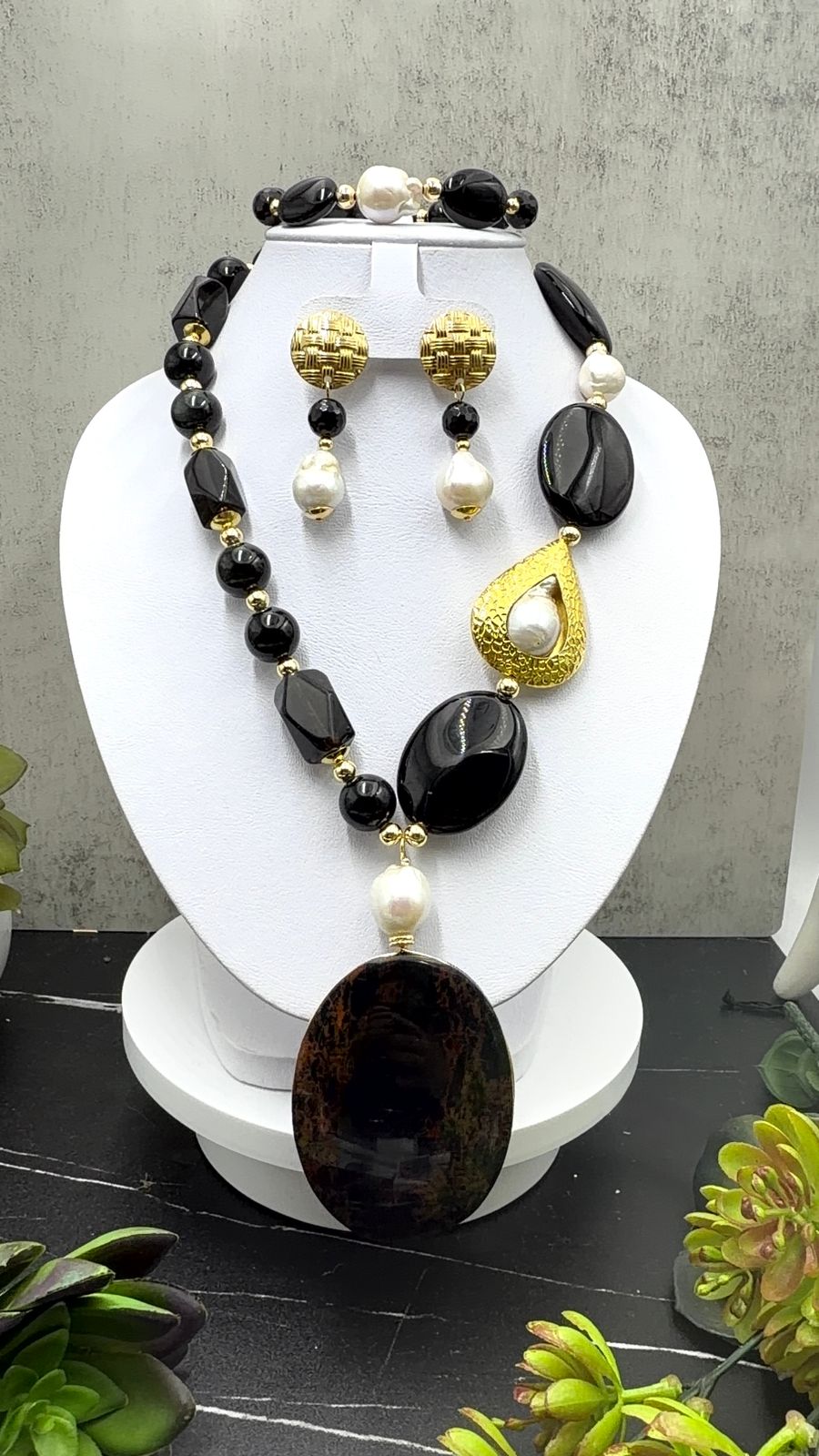 Juego de obsidiana negra y maohany