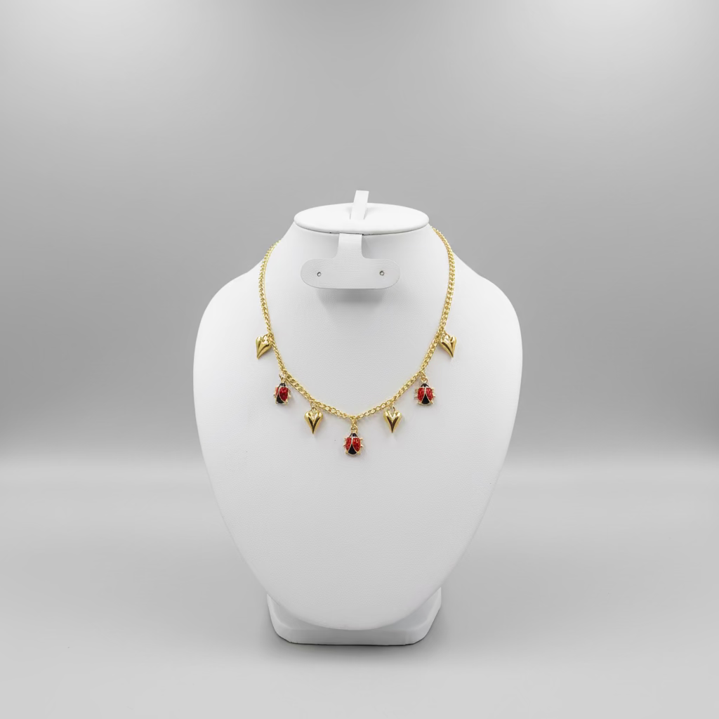 Collar  de Catarina con corazones