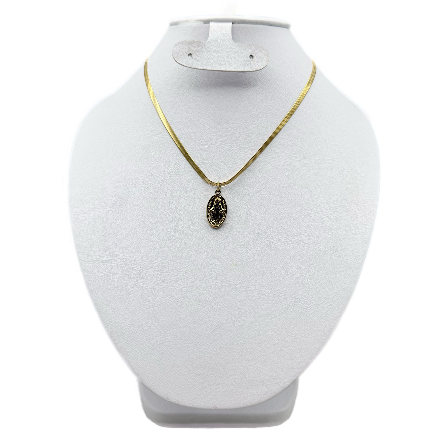 Collar con dije de Virgen
