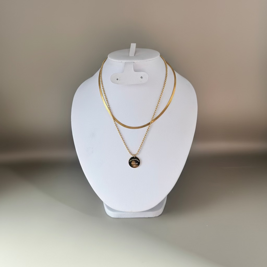 Collar doble con dije