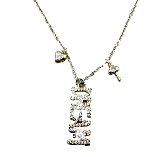 Collar Dije “DREAM” con Corazones