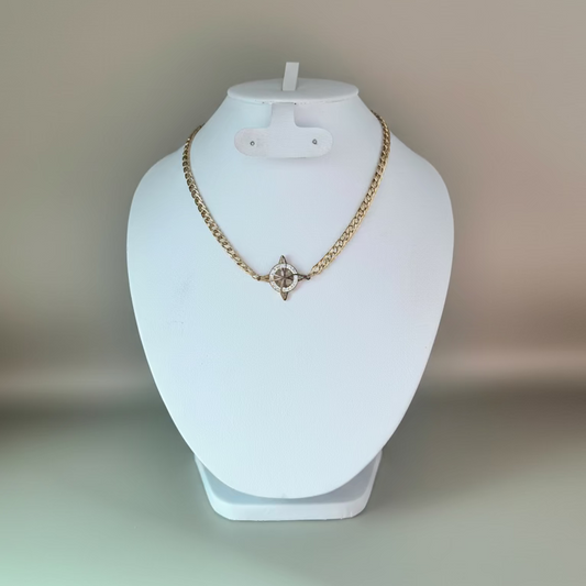 Collar con nudo de brujas