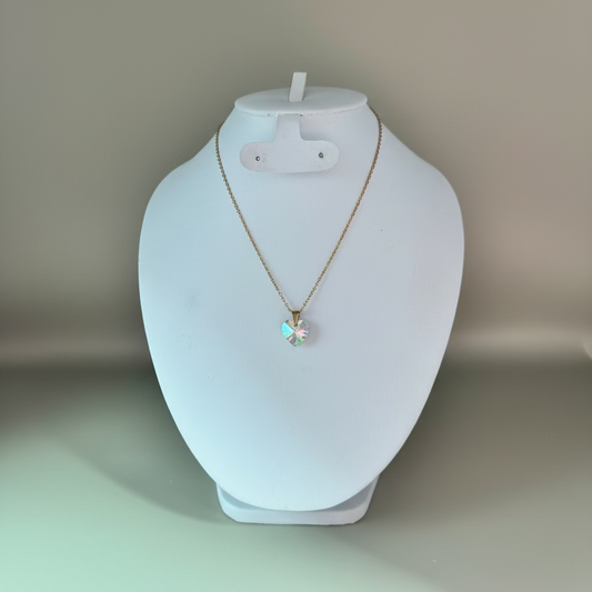 Collar con dije de corazón