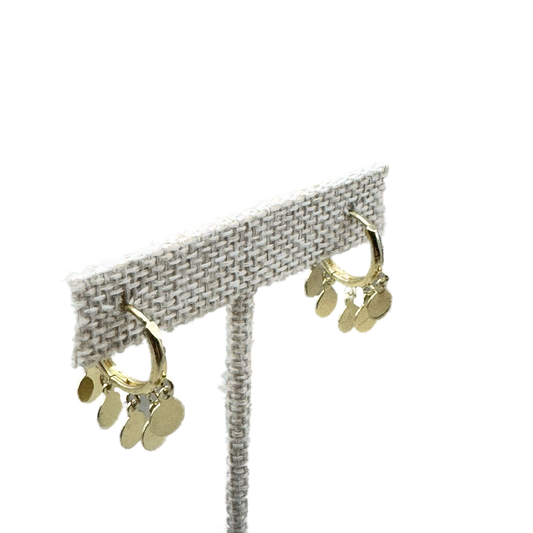 Aretes Aro Dorado con Dijes Colgantes