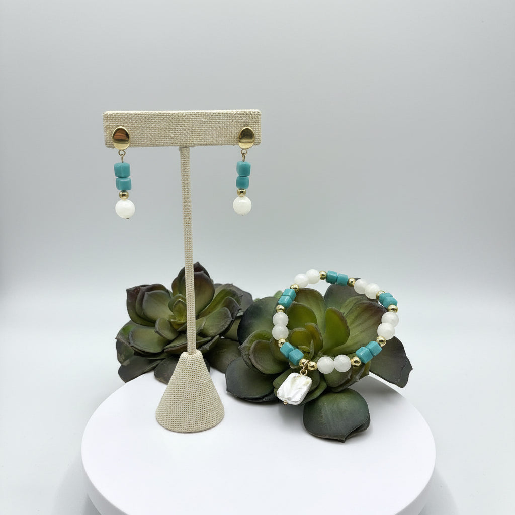 Set de cuarzo blanco mate con cristales dije de perla barroca